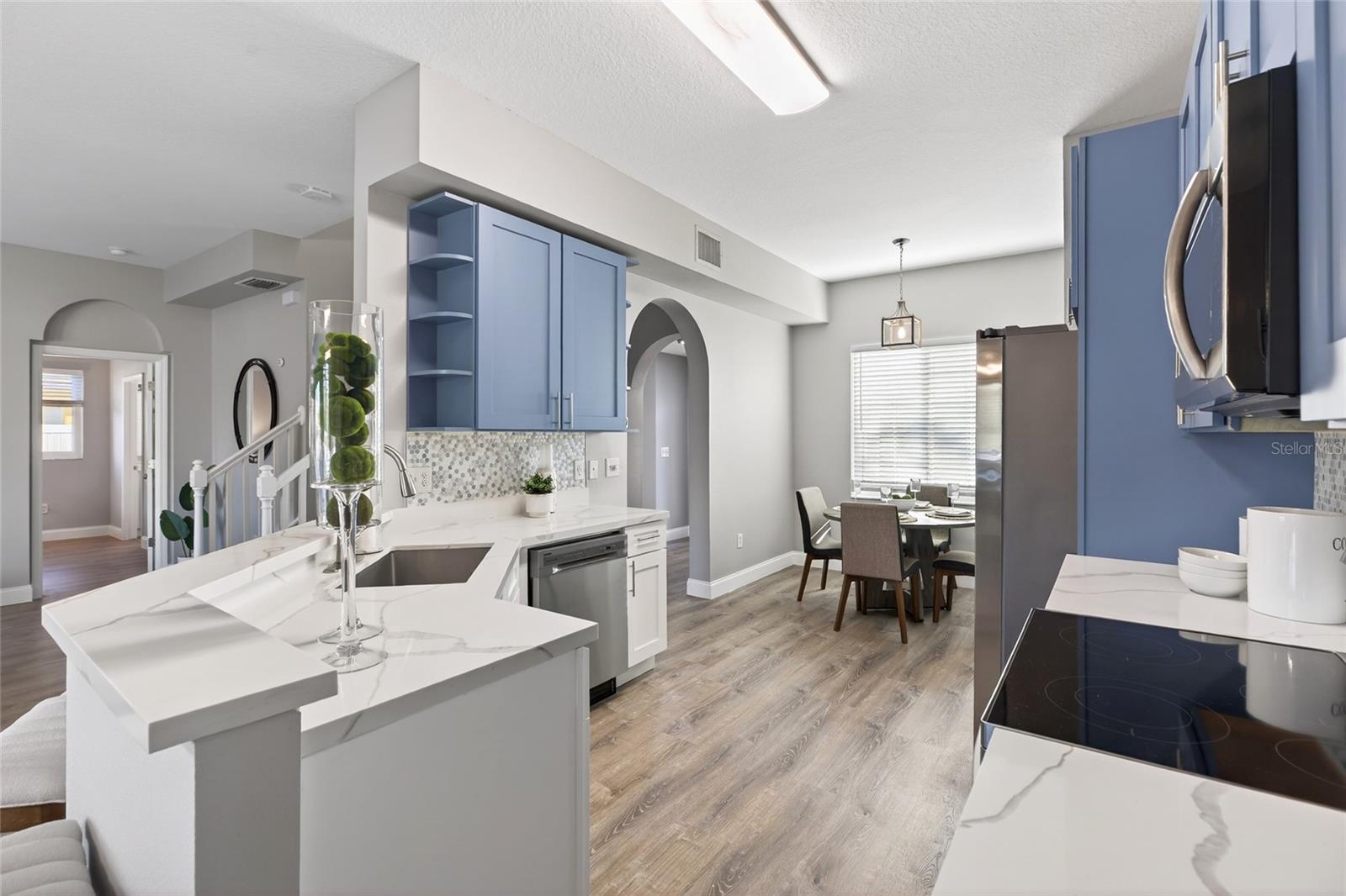 Image 3 of 78 For 25631 Bruford Boulevard