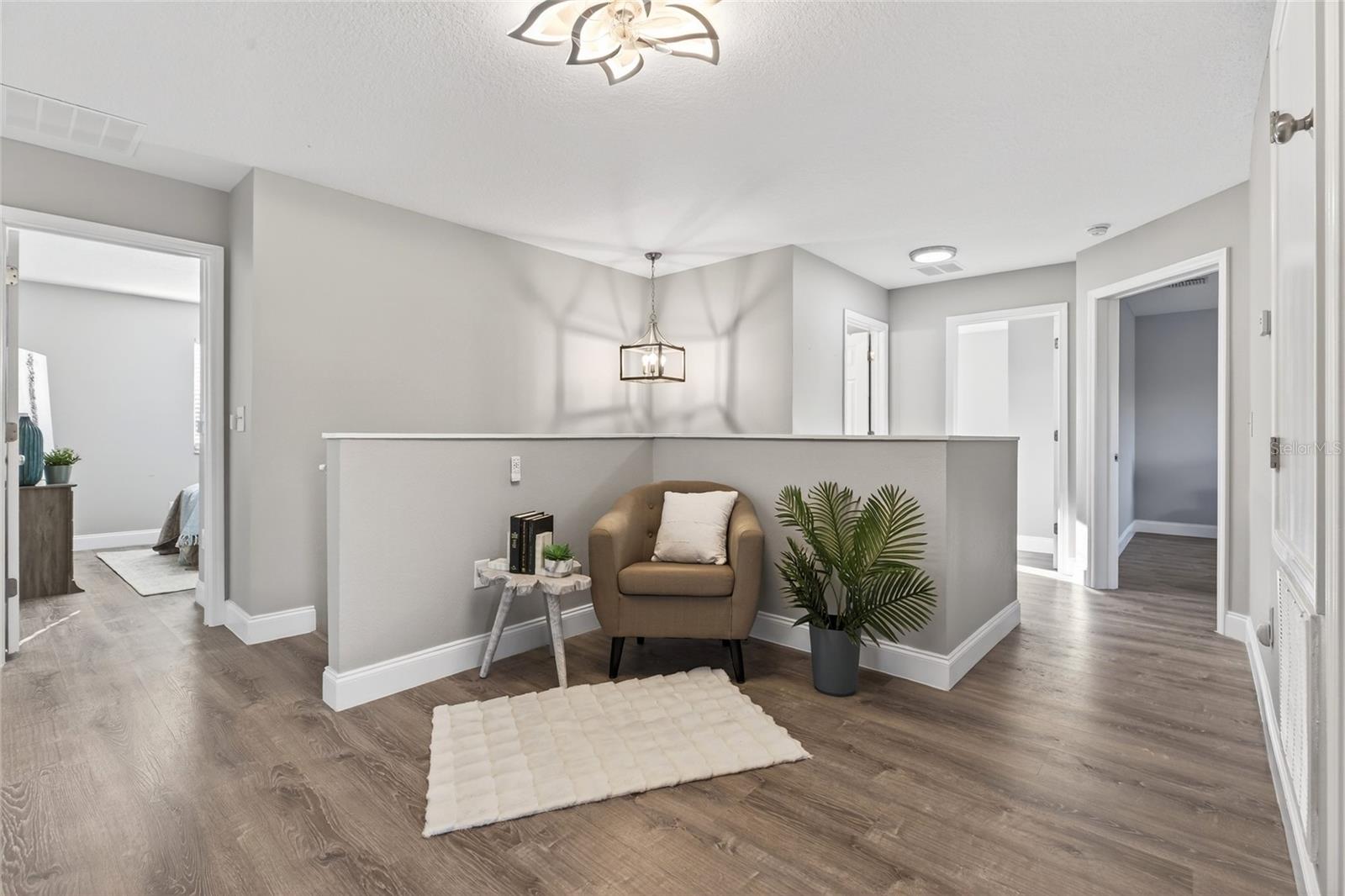 Image 32 of 78 For 25631 Bruford Boulevard