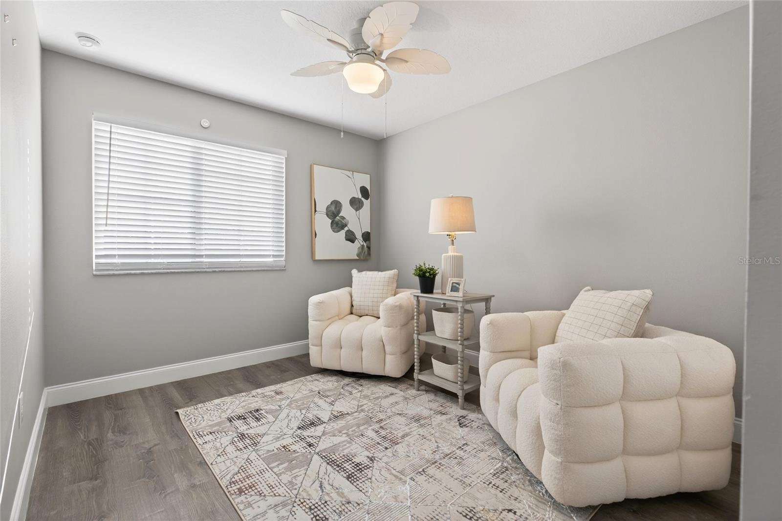 Image 40 of 78 For 25631 Bruford Boulevard