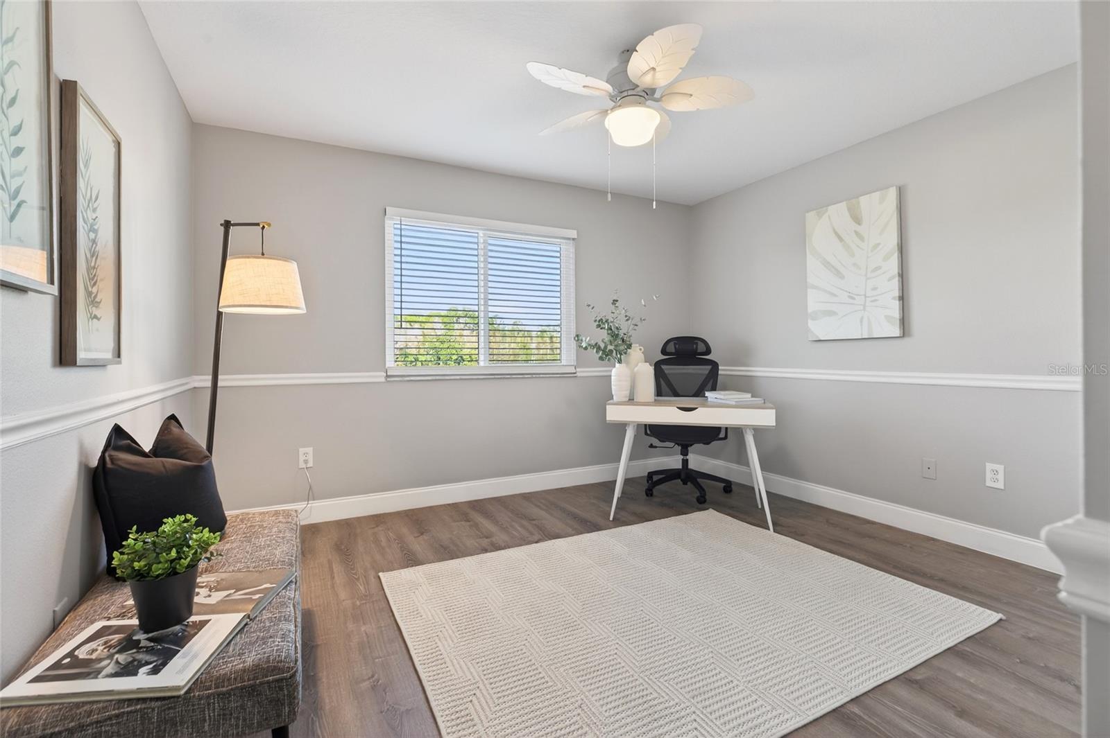 Image 46 of 78 For 25631 Bruford Boulevard