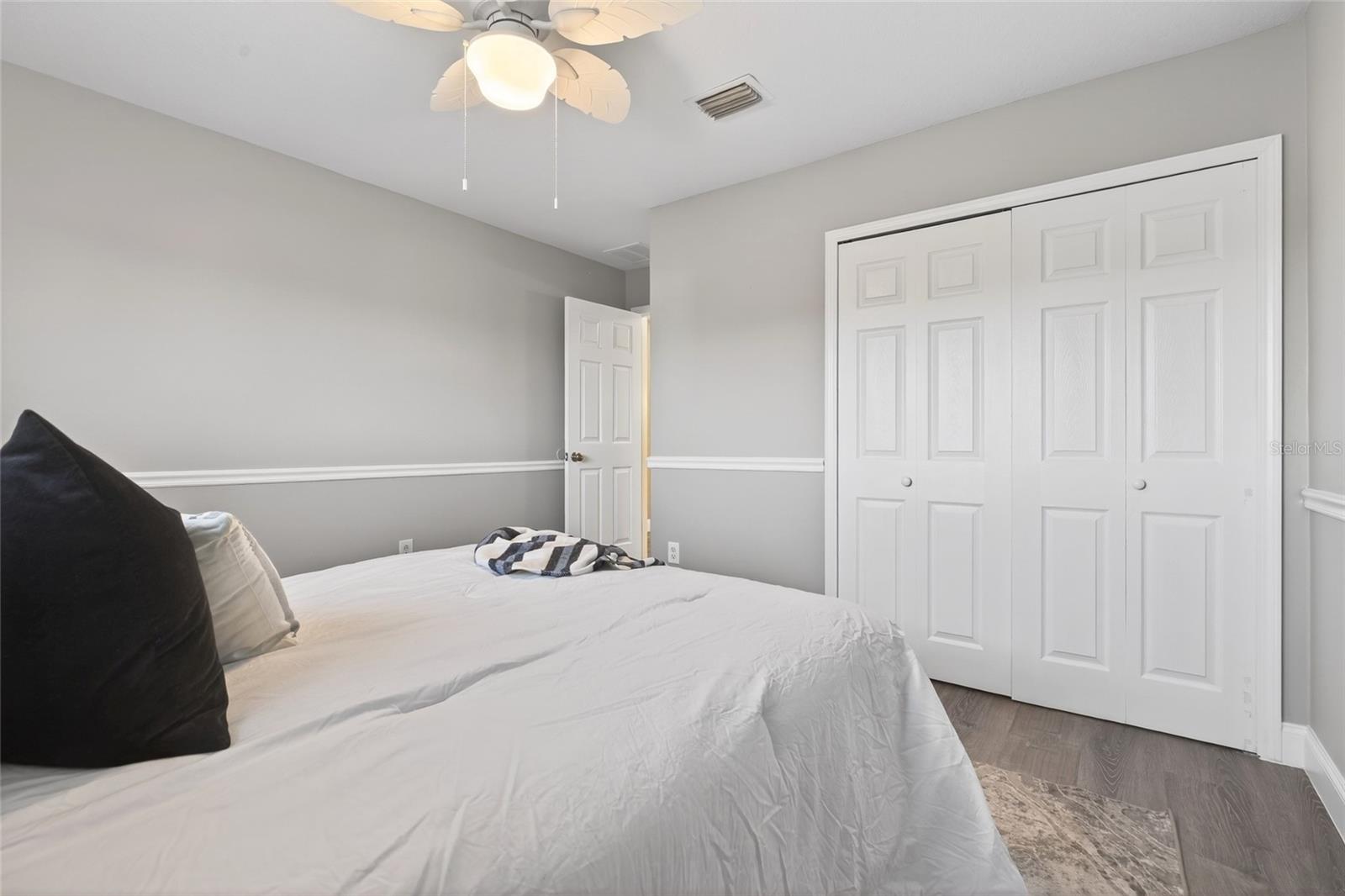 Image 49 of 78 For 25631 Bruford Boulevard