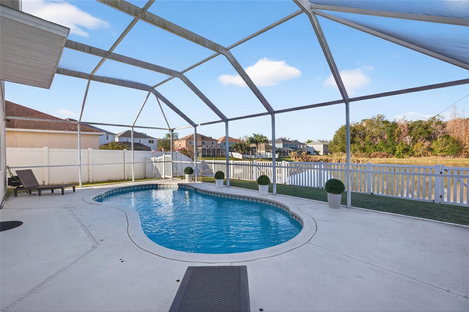 Image 54 of 78 For 25631 Bruford Boulevard