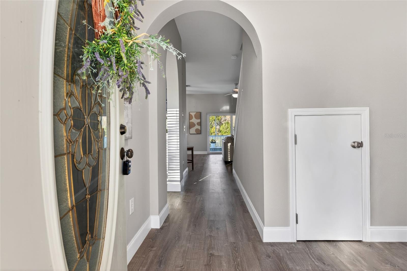 Image 9 of 78 For 25631 Bruford Boulevard