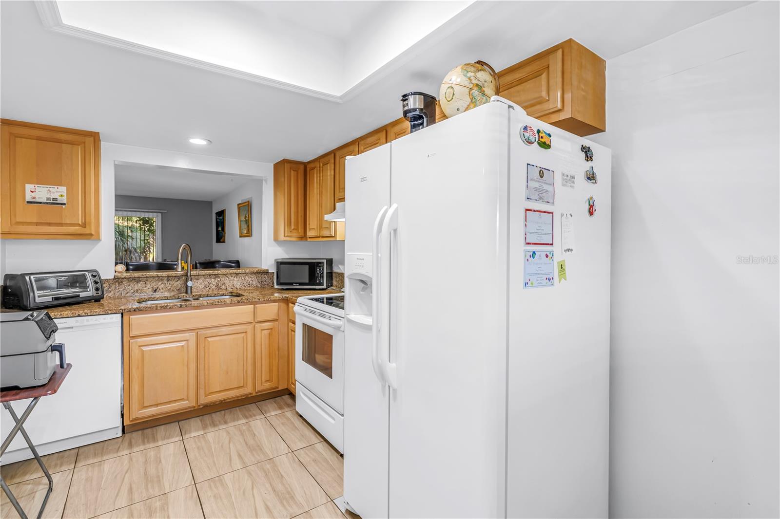 Image 14 of 42 For 6308 Newtown Circle 8b2