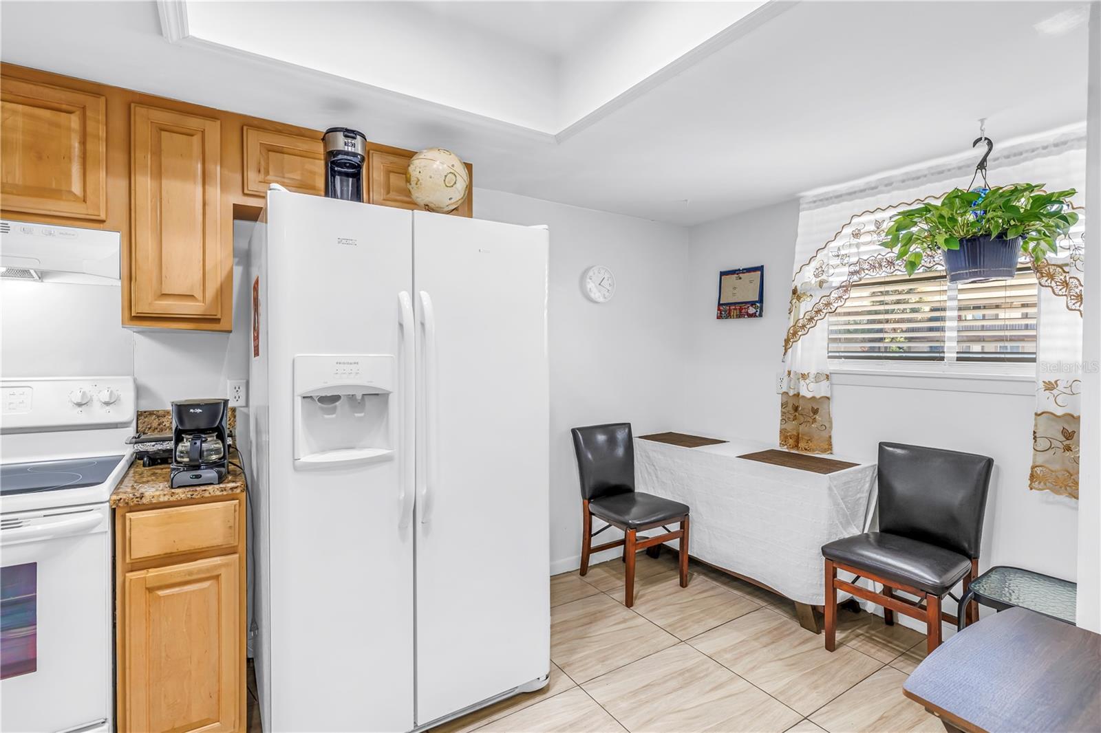 Image 15 of 42 For 6308 Newtown Circle 8b2