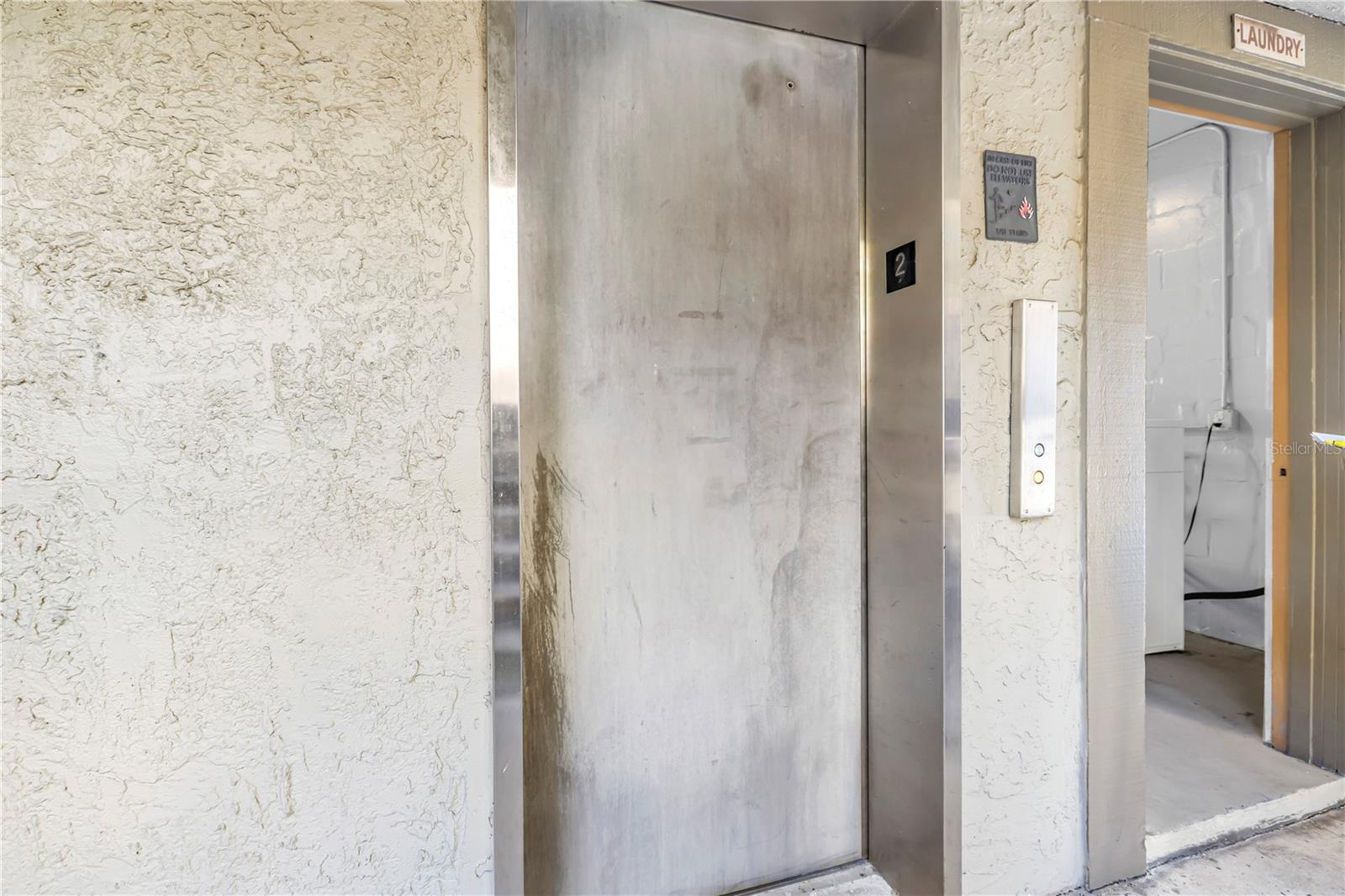 Image 41 of 42 For 6308 Newtown Circle 8b2