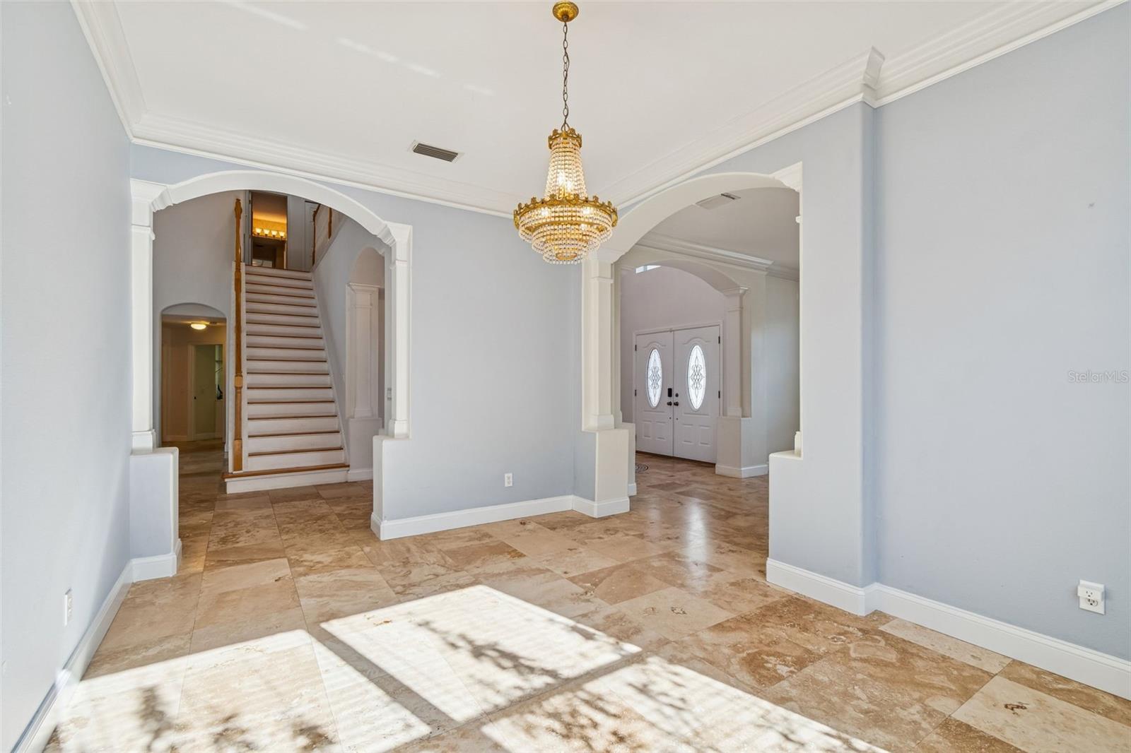 Image 10 of 78 For 1828 Longview Lane