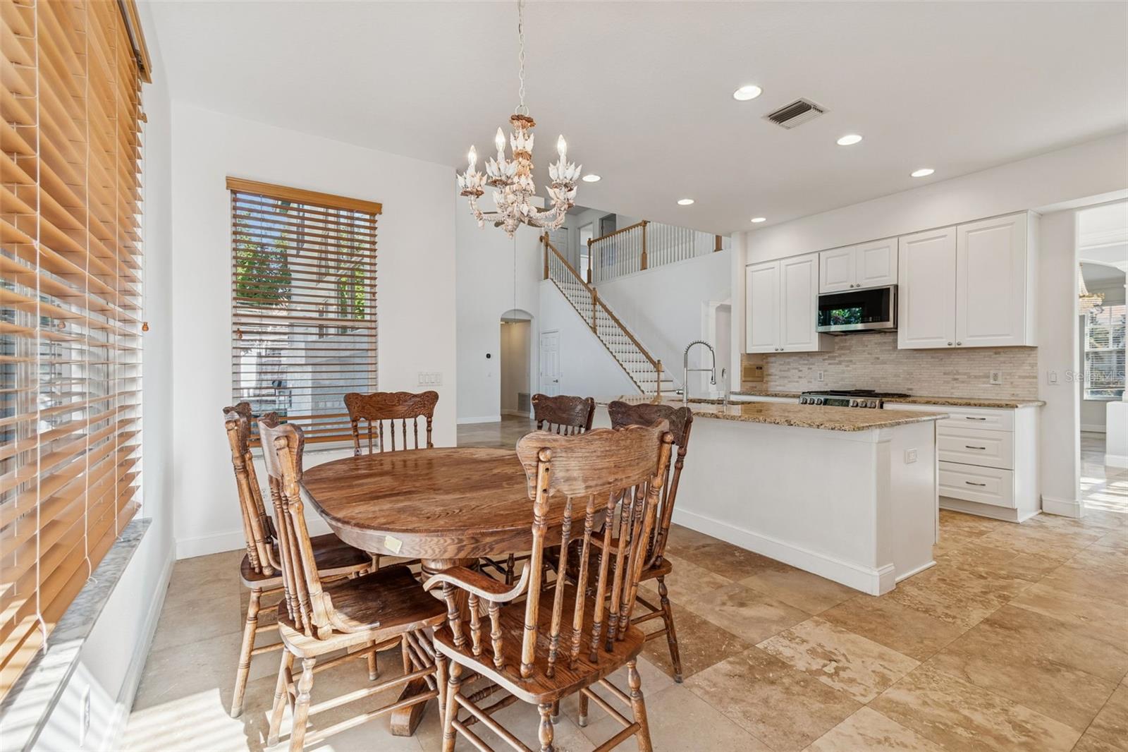 Image 20 of 78 For 1828 Longview Lane