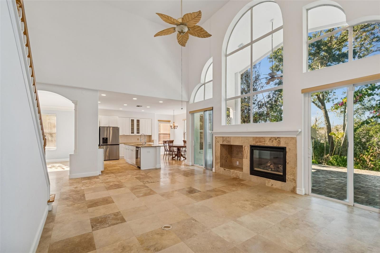 Image 21 of 78 For 1828 Longview Lane