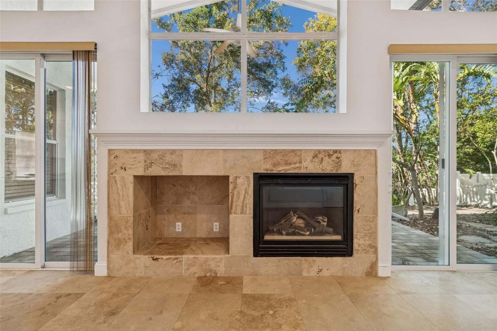 Image 24 of 78 For 1828 Longview Lane