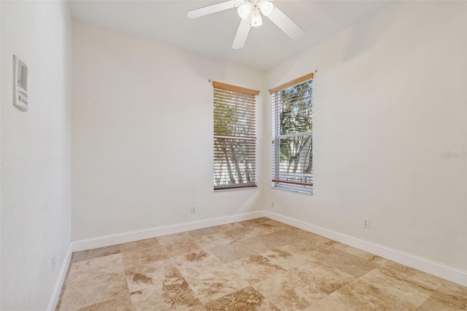 Image 28 of 78 For 1828 Longview Lane