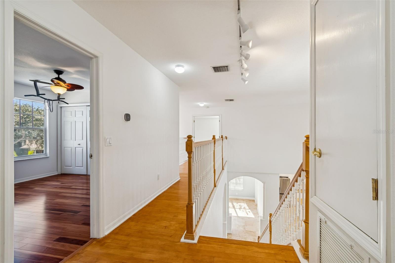 Image 34 of 78 For 1828 Longview Lane