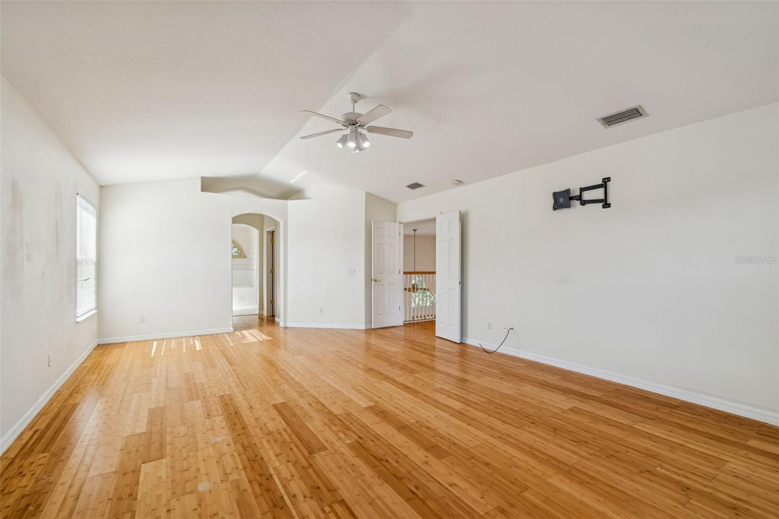 Image 38 of 78 For 1828 Longview Lane