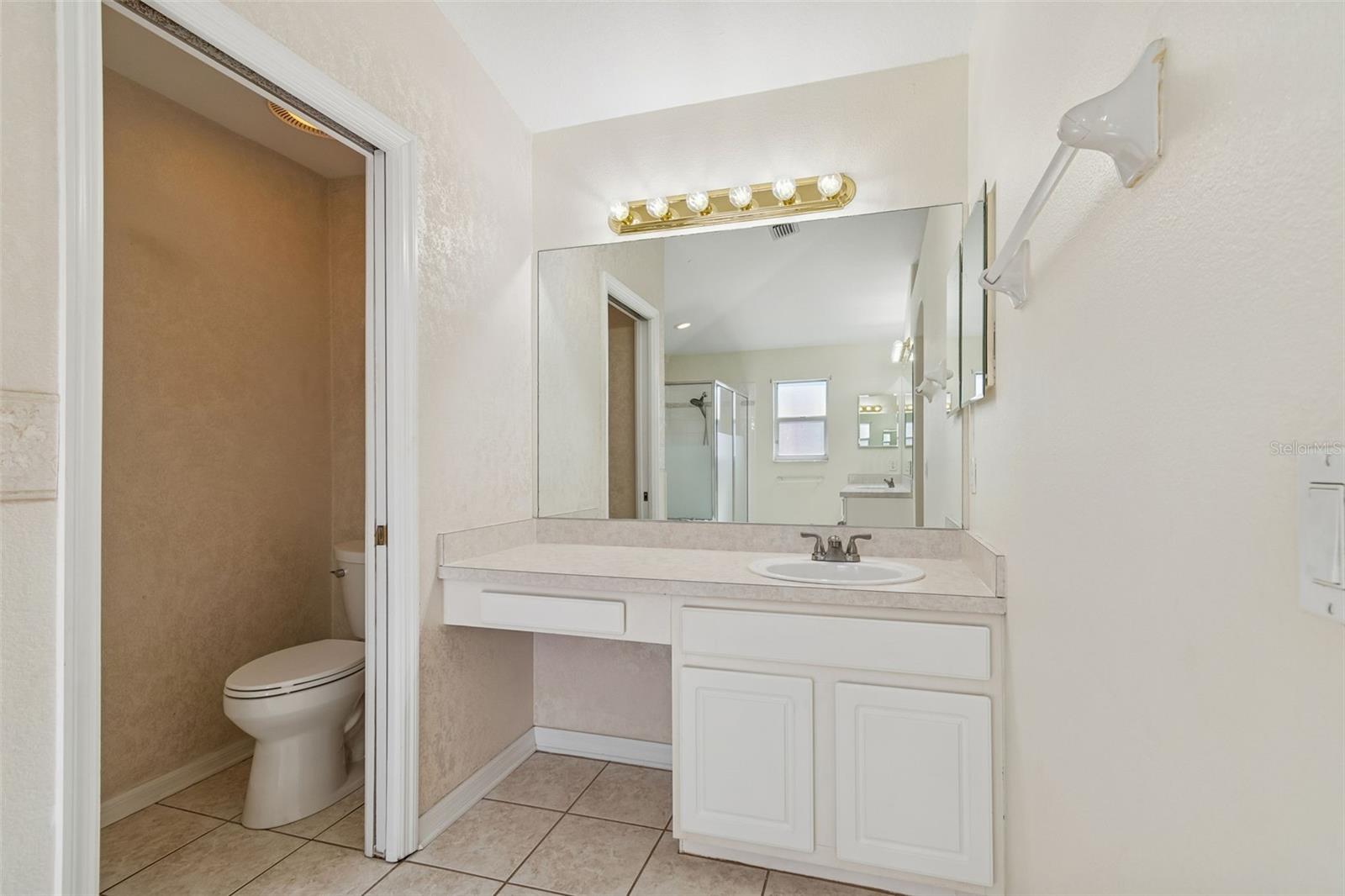 Image 49 of 78 For 1828 Longview Lane