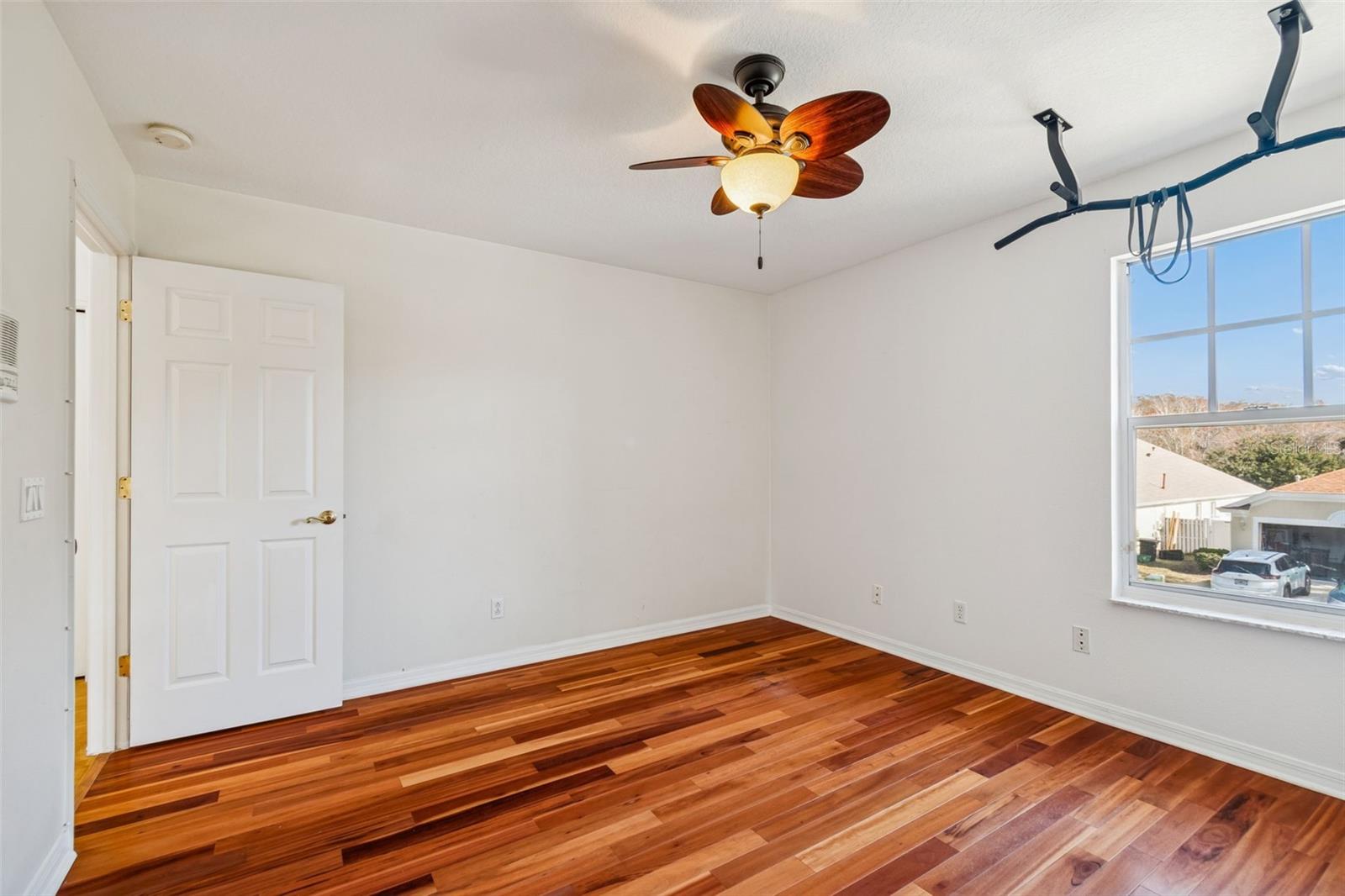 Image 52 of 78 For 1828 Longview Lane