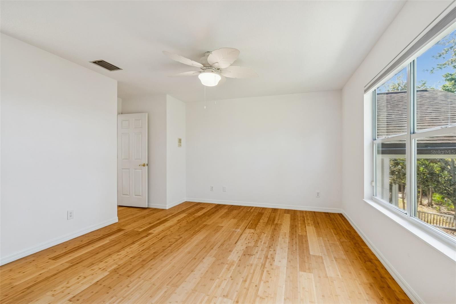 Image 60 of 78 For 1828 Longview Lane