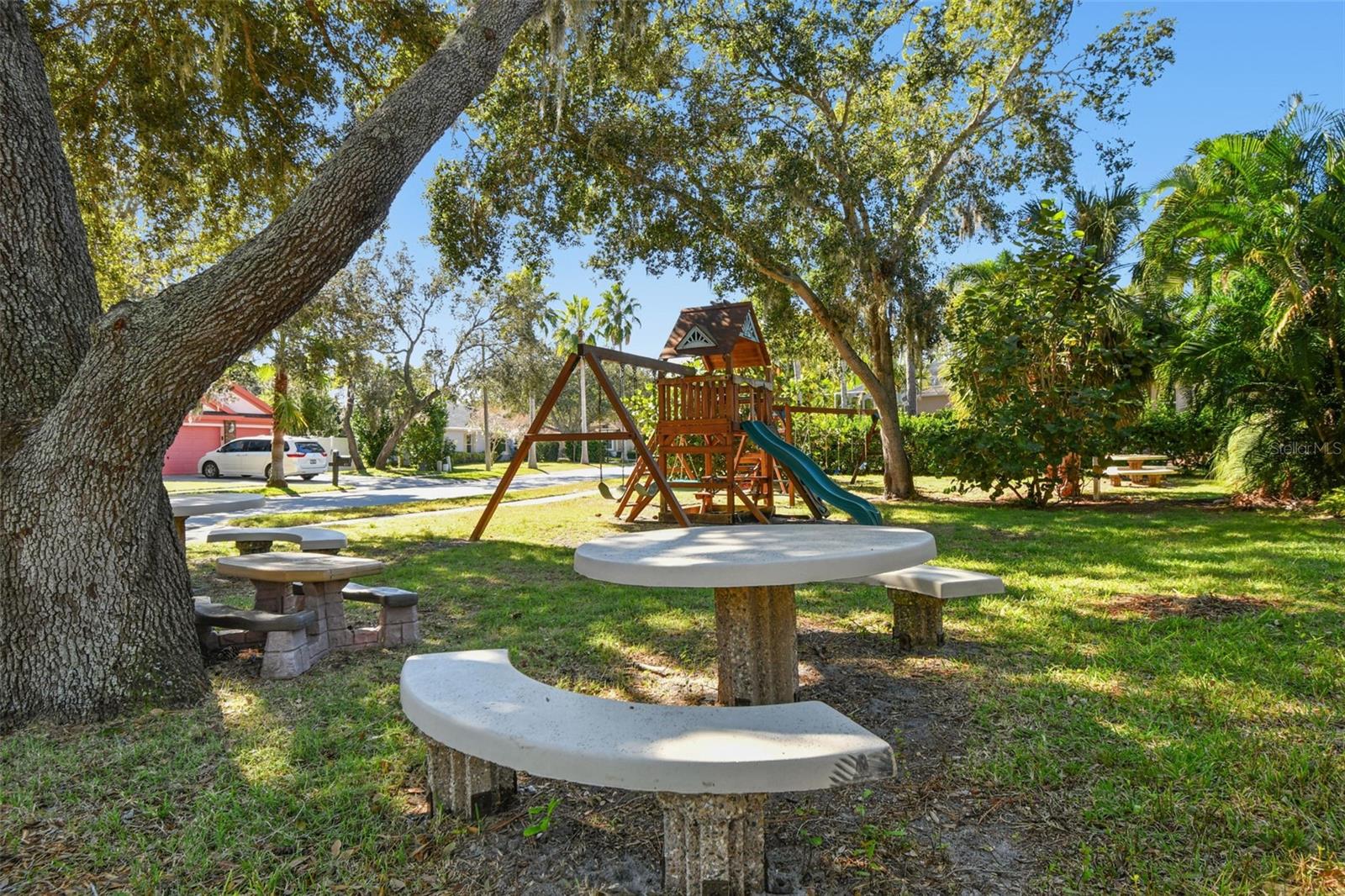 Image 76 of 78 For 1828 Longview Lane