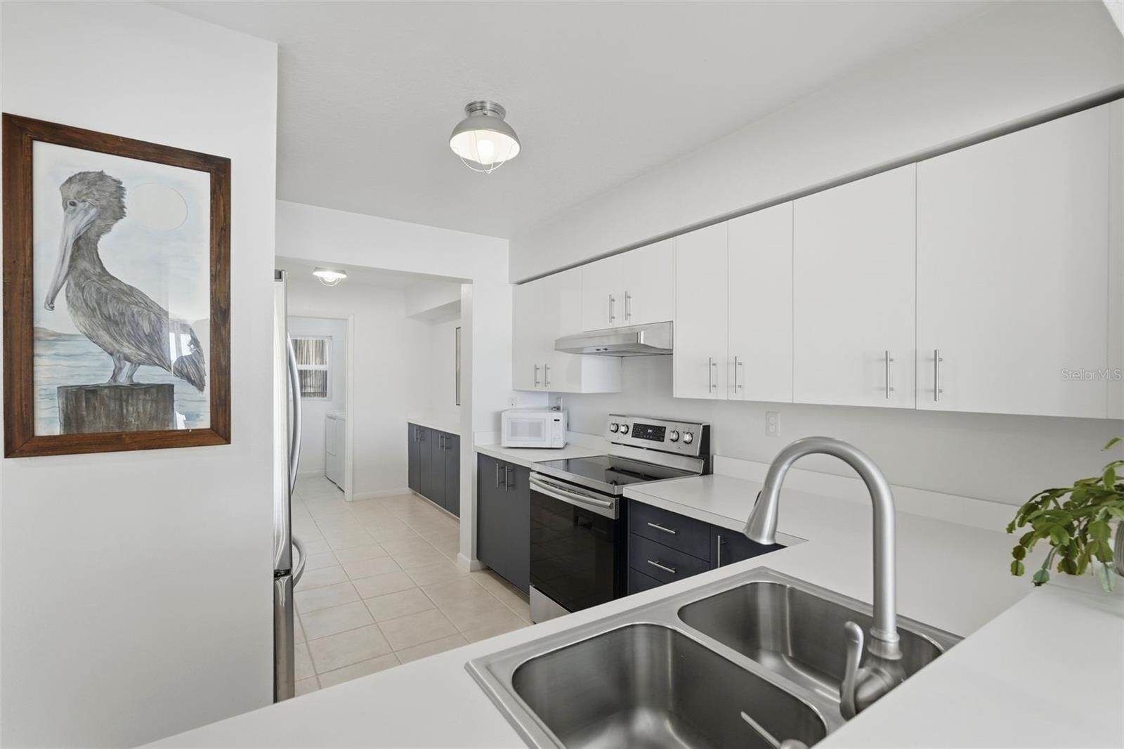 Image 11 of 54 For 6085 Bahia Del Mar Circle 268