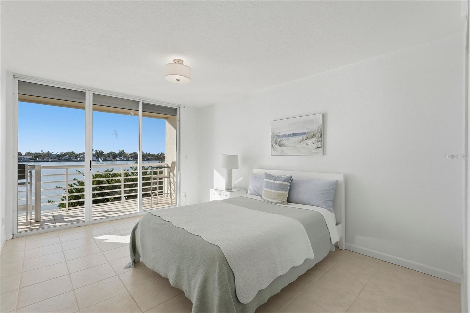 Image 16 of 54 For 6085 Bahia Del Mar Circle 268