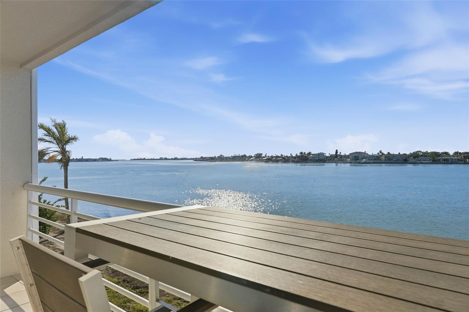 Image 17 of 54 For 6085 Bahia Del Mar Circle 268