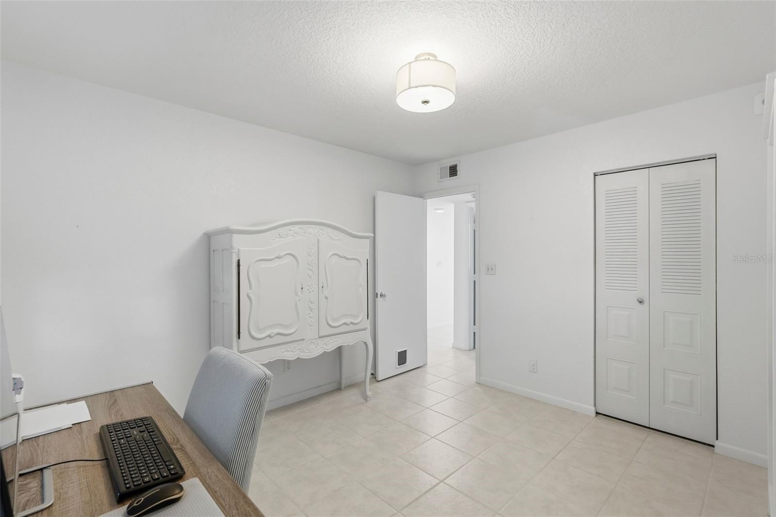 Image 26 of 54 For 6085 Bahia Del Mar Circle 268