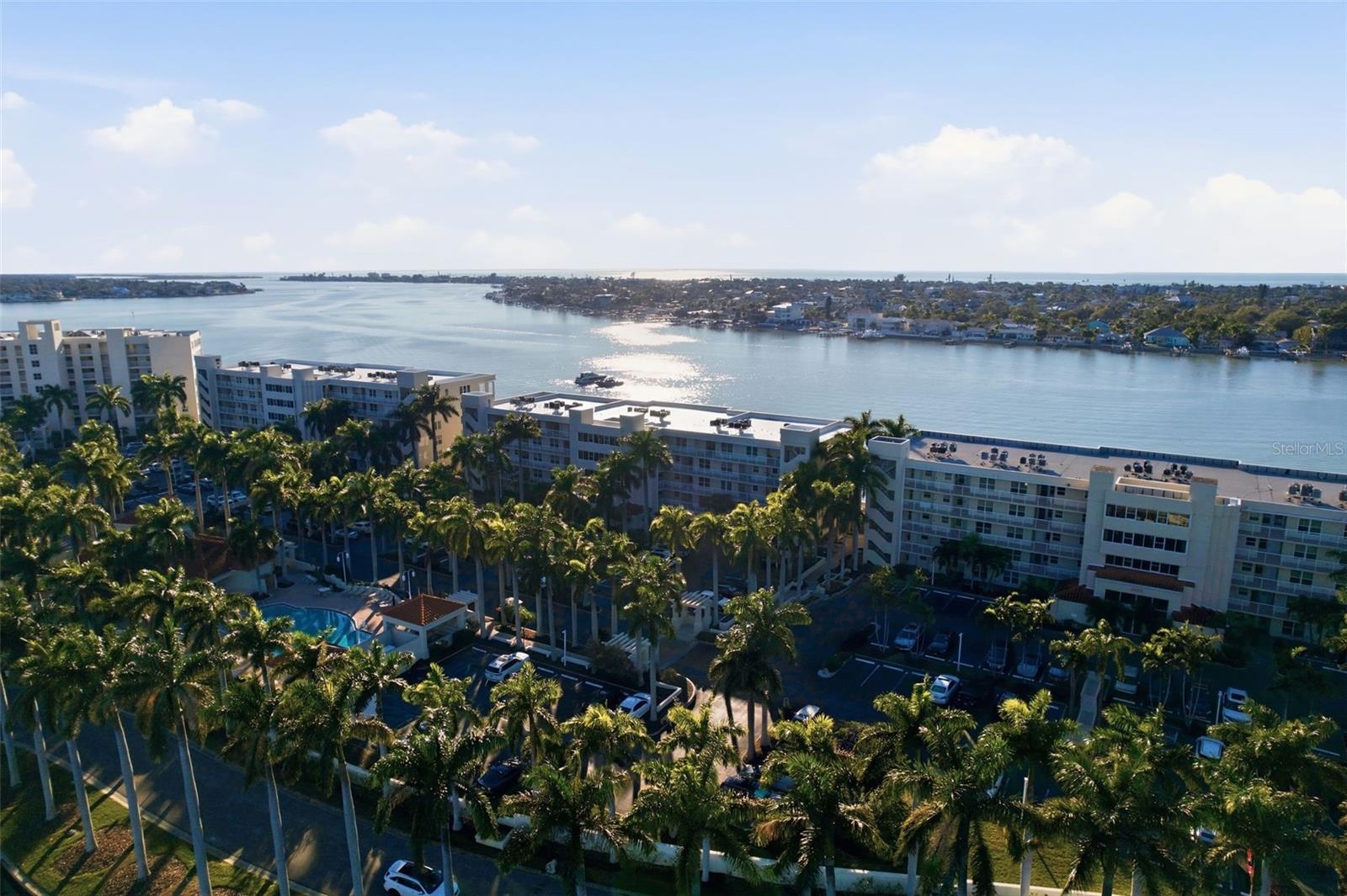 Image 47 of 54 For 6085 Bahia Del Mar Circle 268