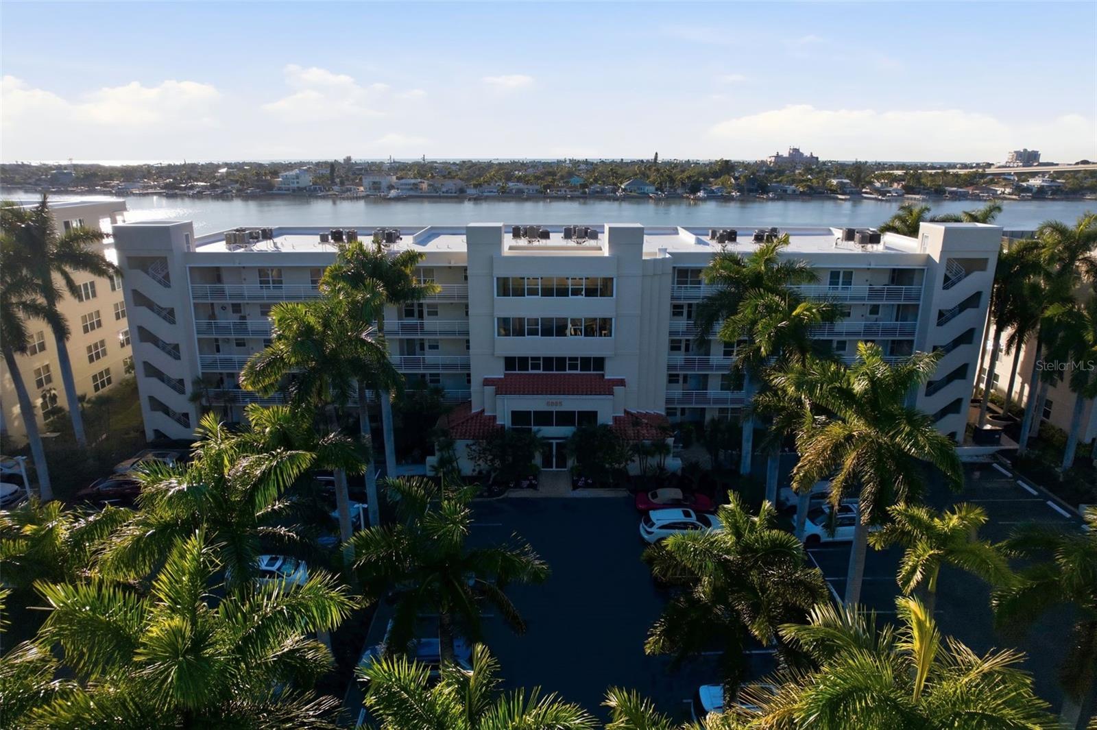 Image 53 of 54 For 6085 Bahia Del Mar Circle 268