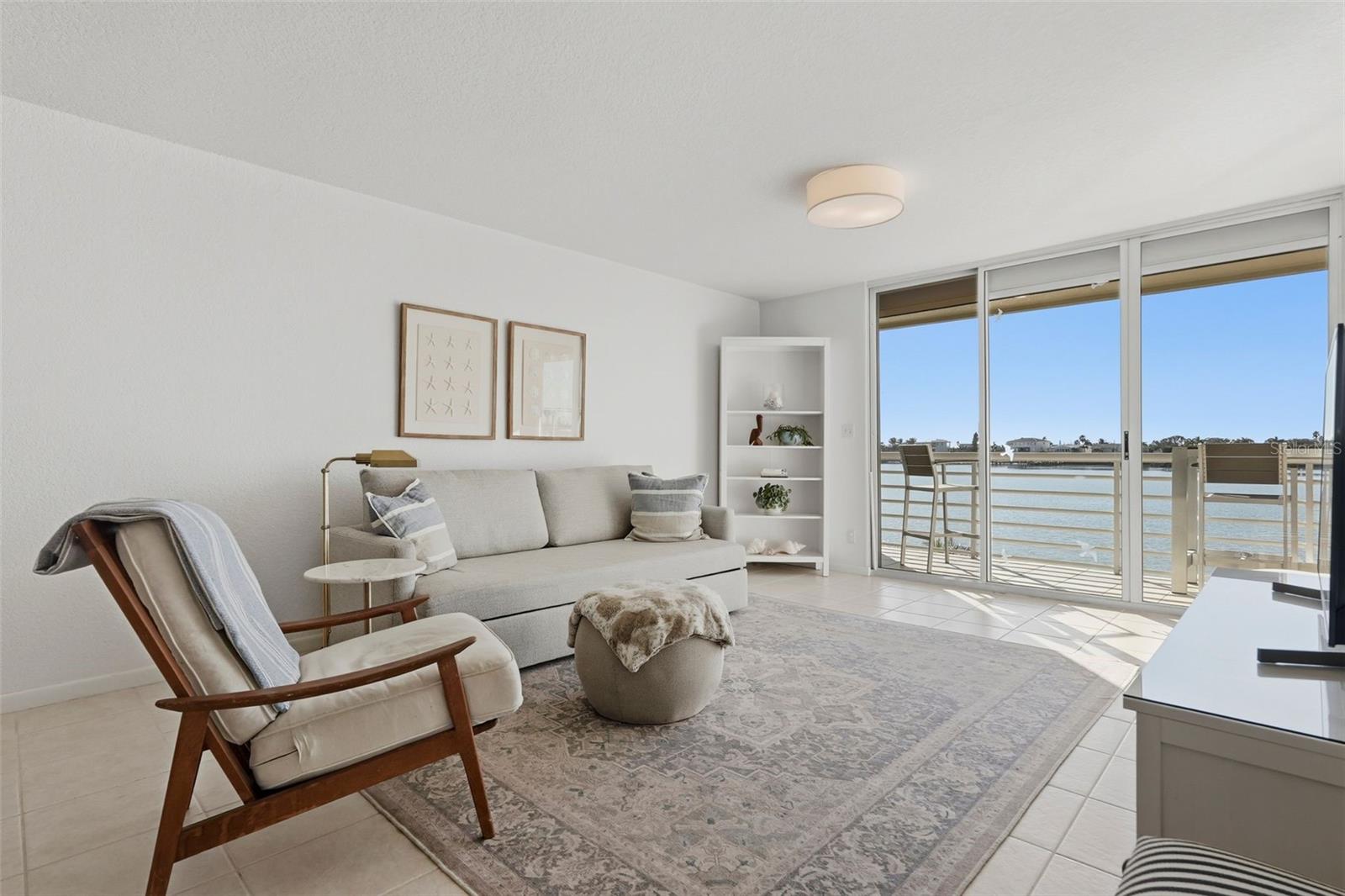 Image 6 of 54 For 6085 Bahia Del Mar Circle 268