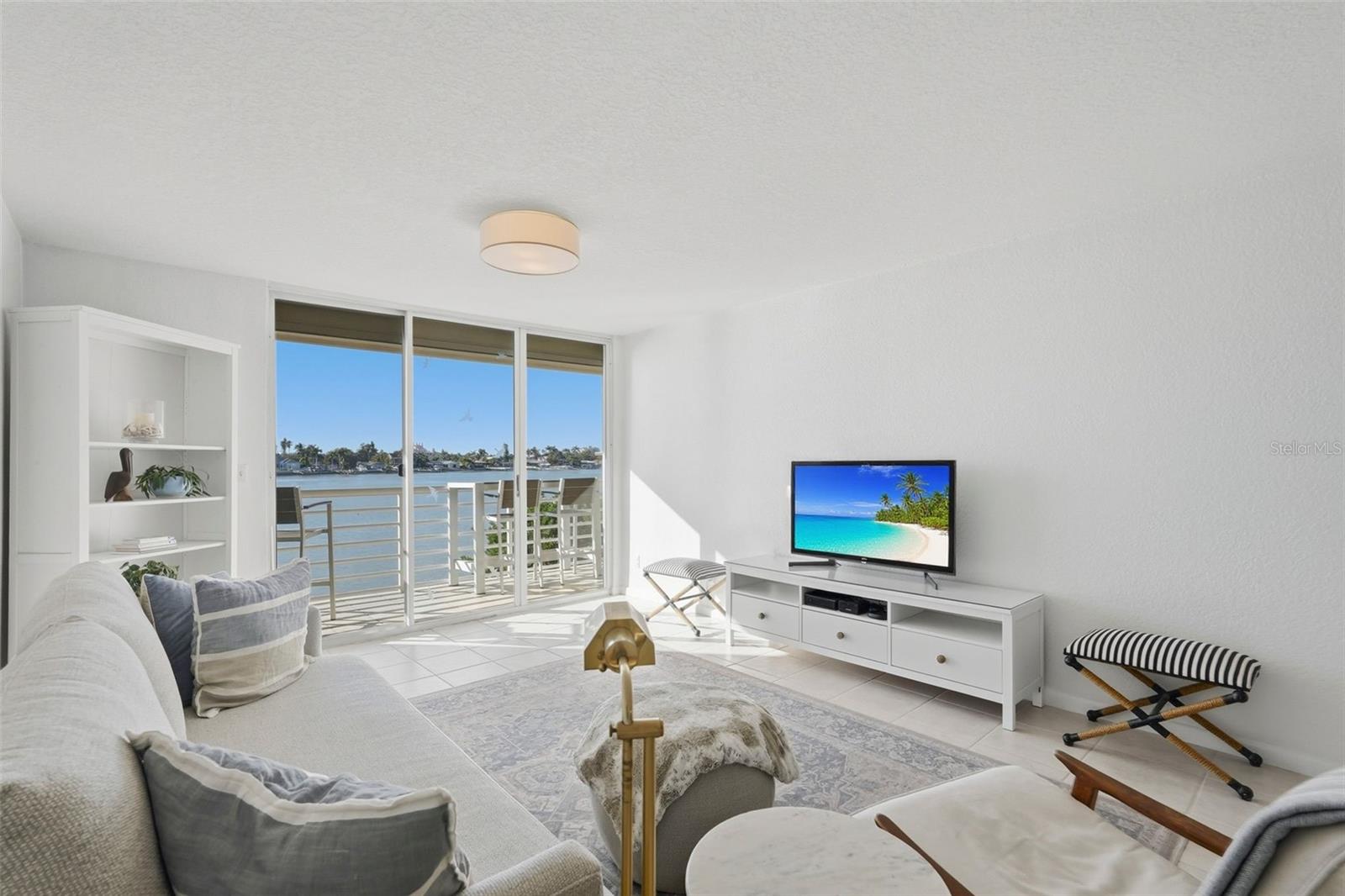 Image 8 of 54 For 6085 Bahia Del Mar Circle 268