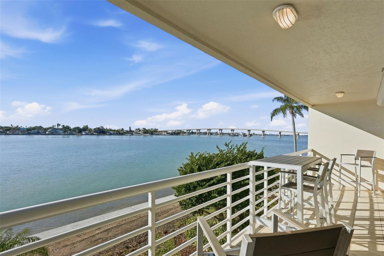 Image 9 of 54 For 6085 Bahia Del Mar Circle 268