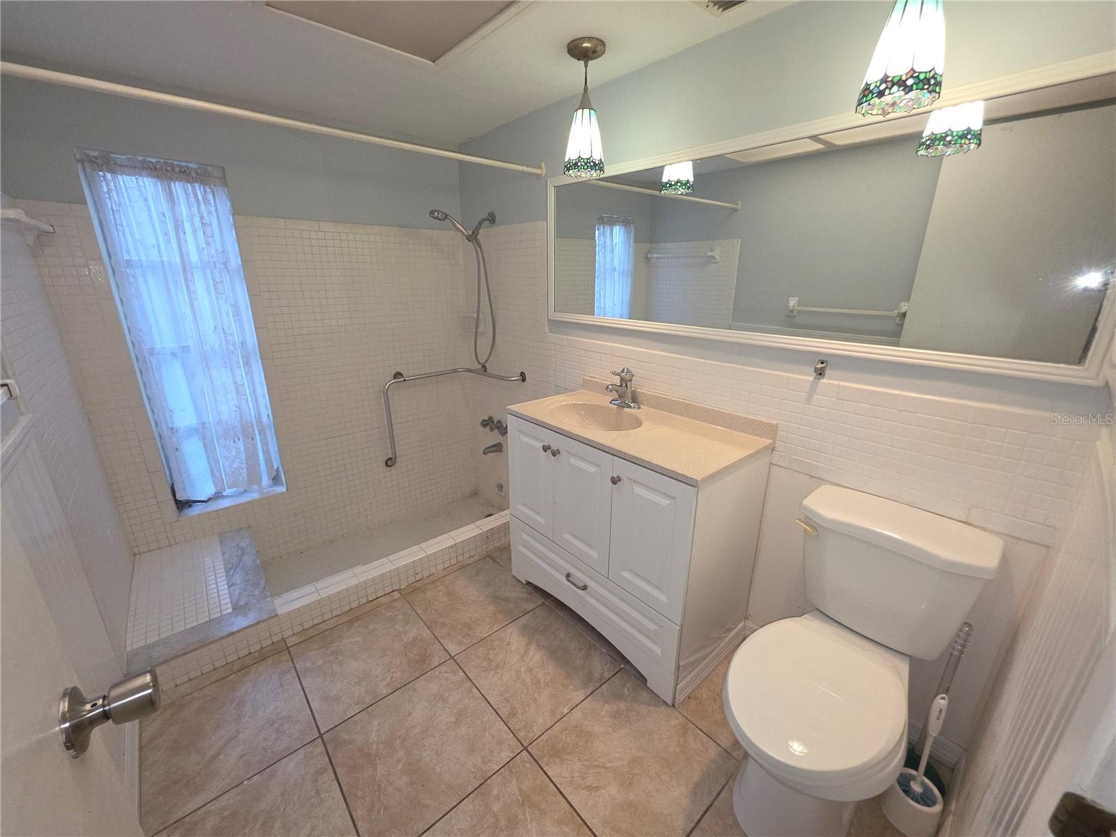 Image 11 of 24 For 3431 Overland Drive