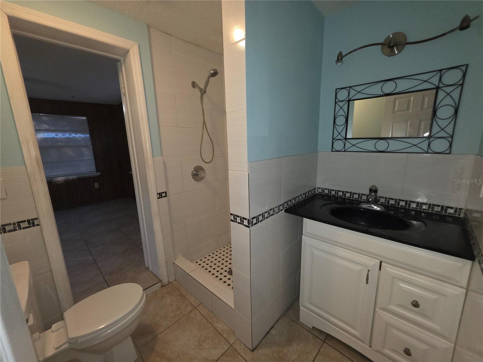 Image 20 of 24 For 3431 Overland Drive