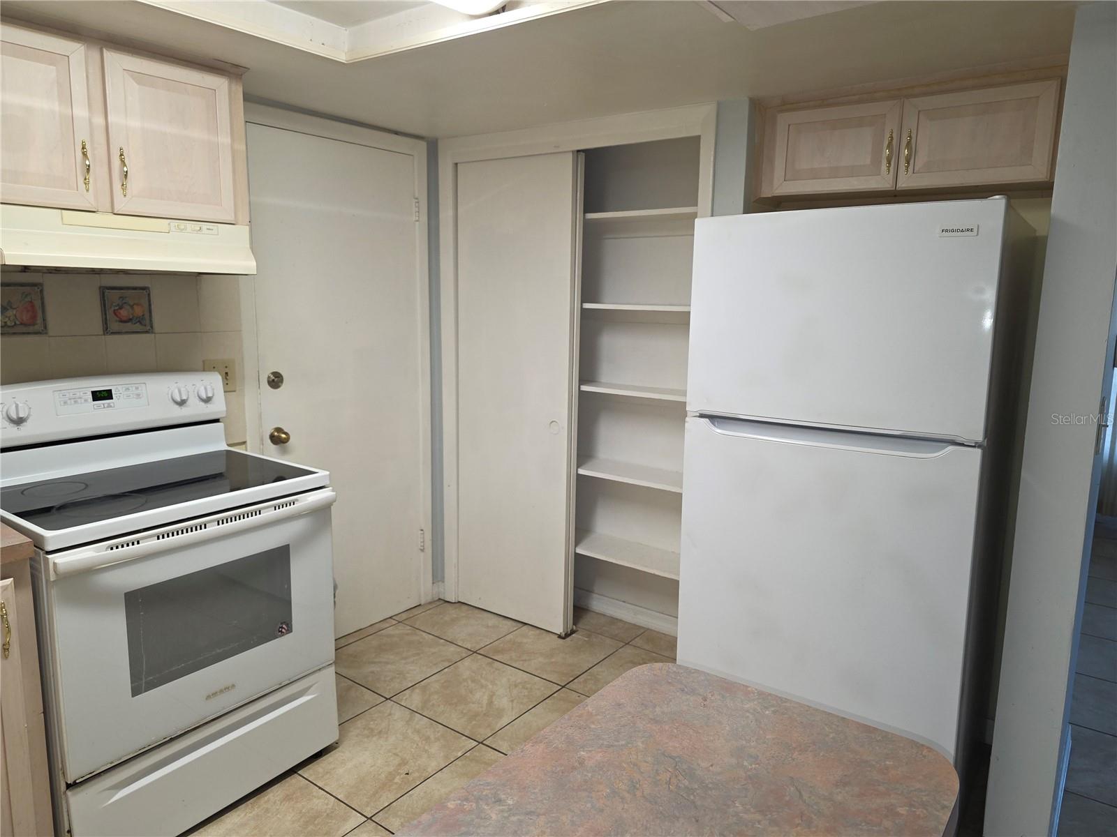 Image 8 of 24 For 3431 Overland Drive