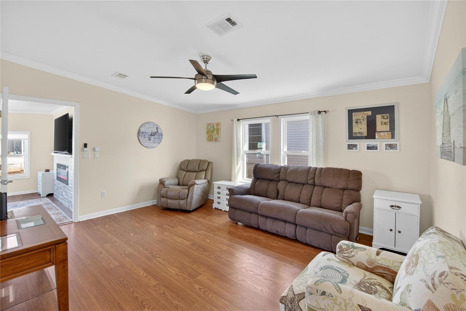 Image 14 of 58 For 37526 Rio Lane