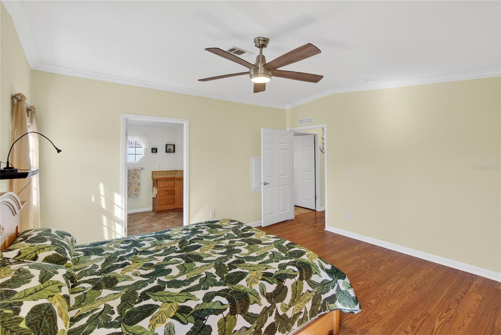 Image 33 of 58 For 37526 Rio Lane