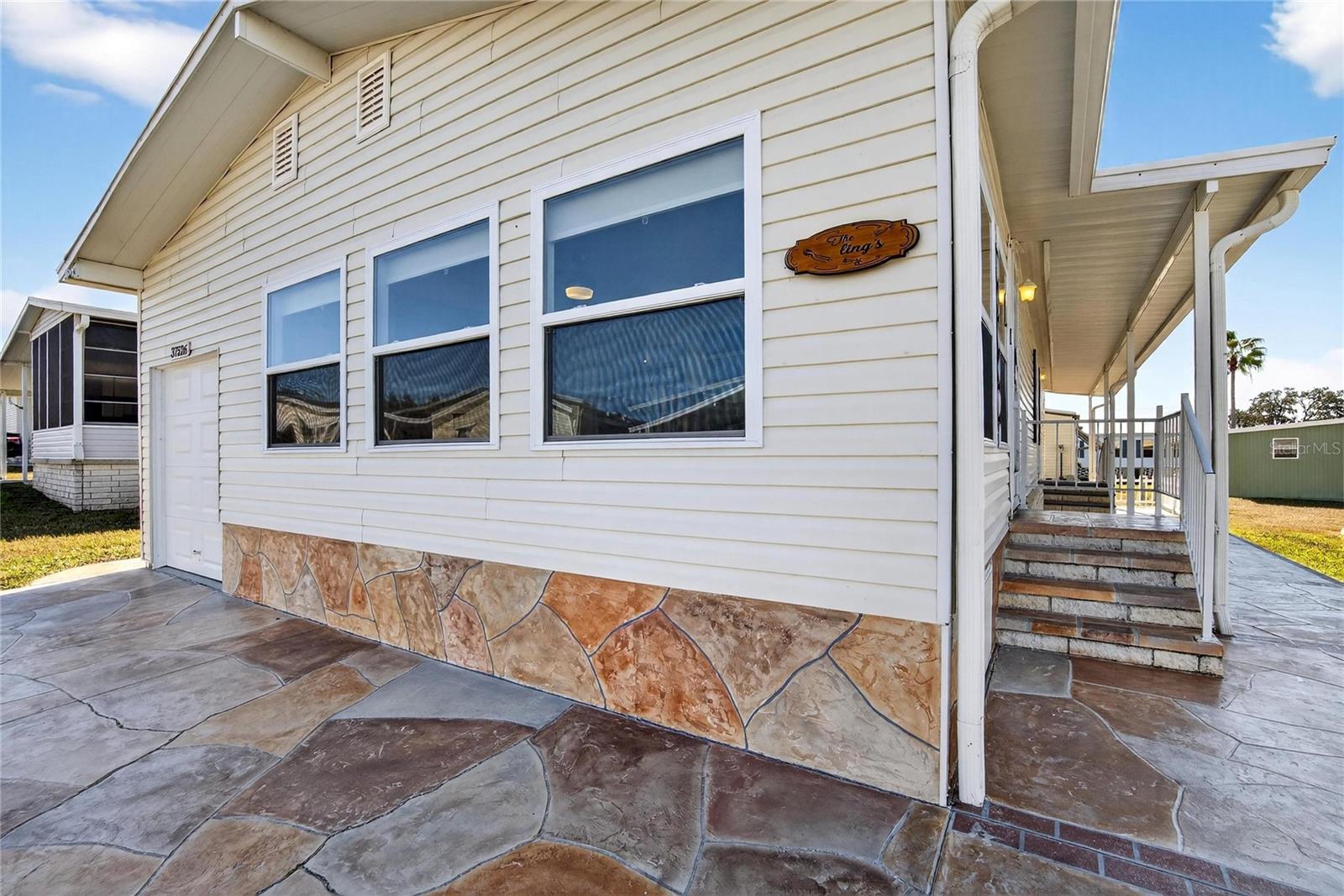 Image 4 of 58 For 37526 Rio Lane