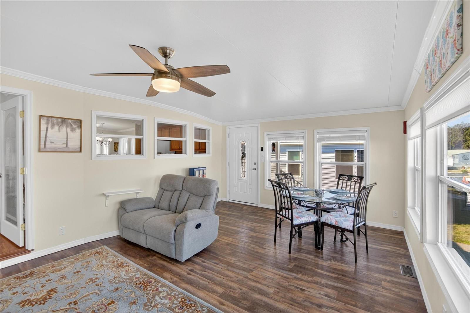 Image 9 of 58 For 37526 Rio Lane