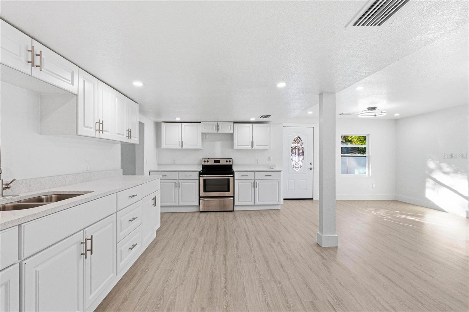 Image 14 of 30 For 2305 148th Avenue