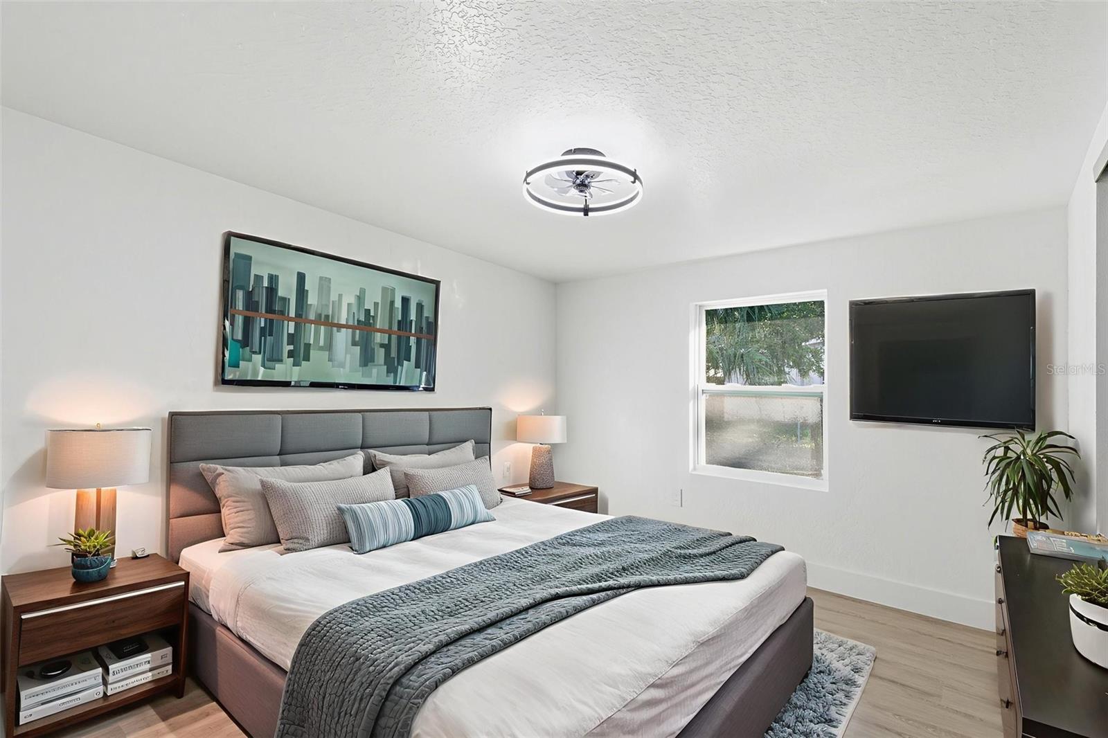 Image 21 of 30 For 2305 148th Avenue