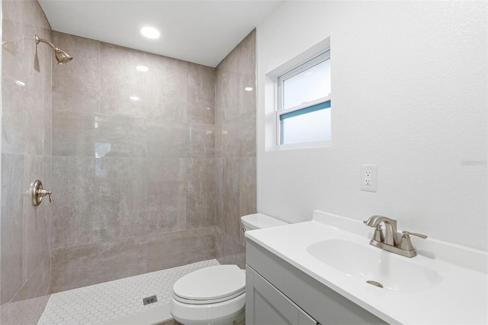 Image 25 of 30 For 2305 148th Avenue