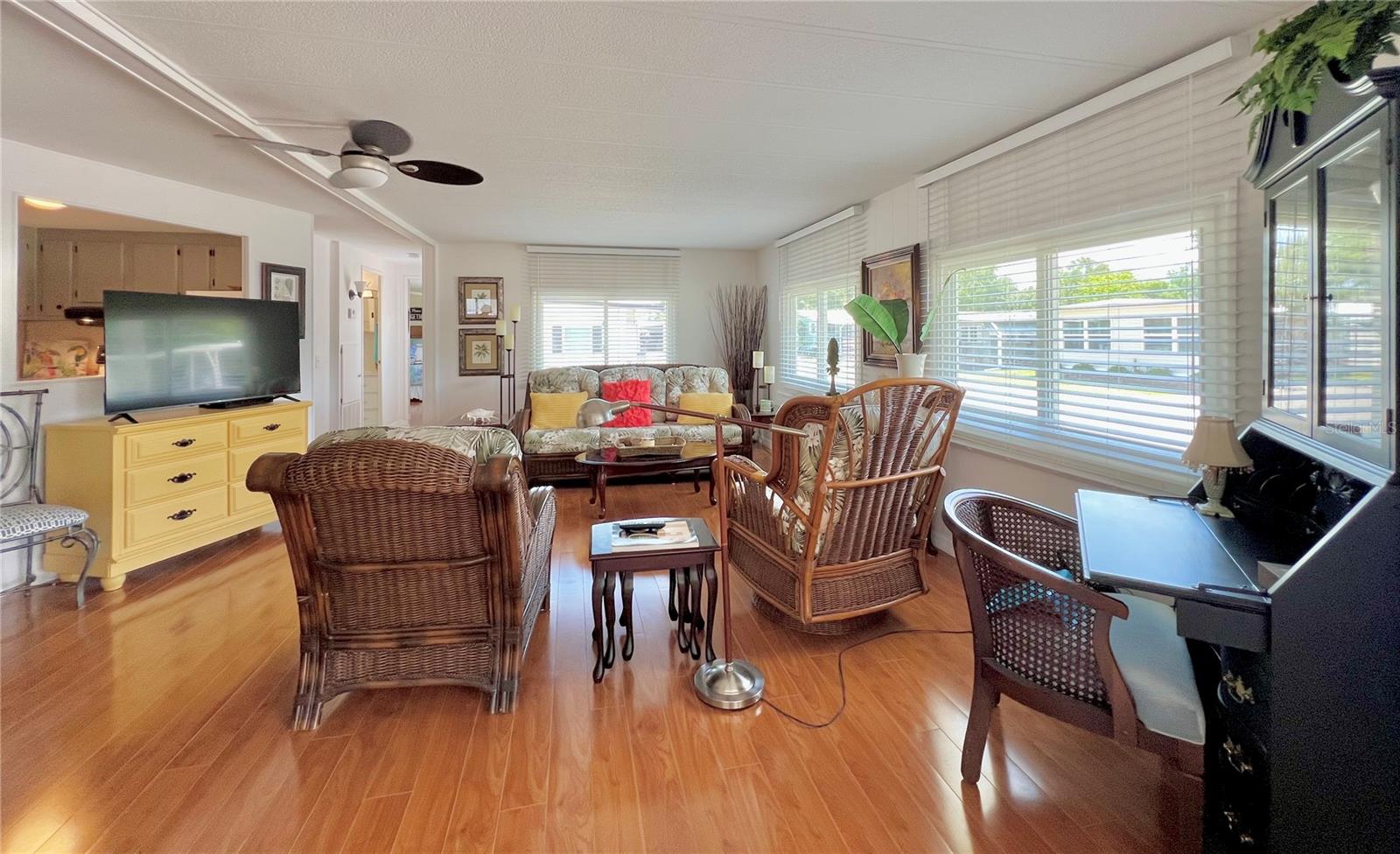 Image 13 of 69 For 1100 Belcher Road S 245