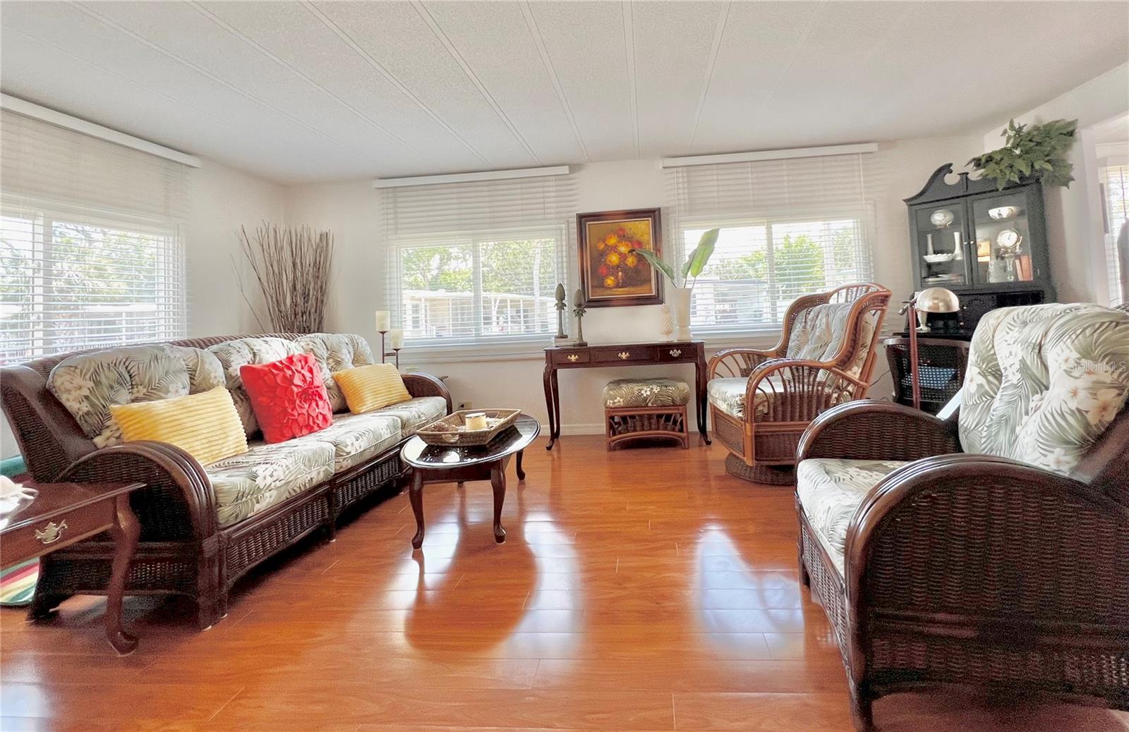 Image 15 of 69 For 1100 Belcher Road S 245