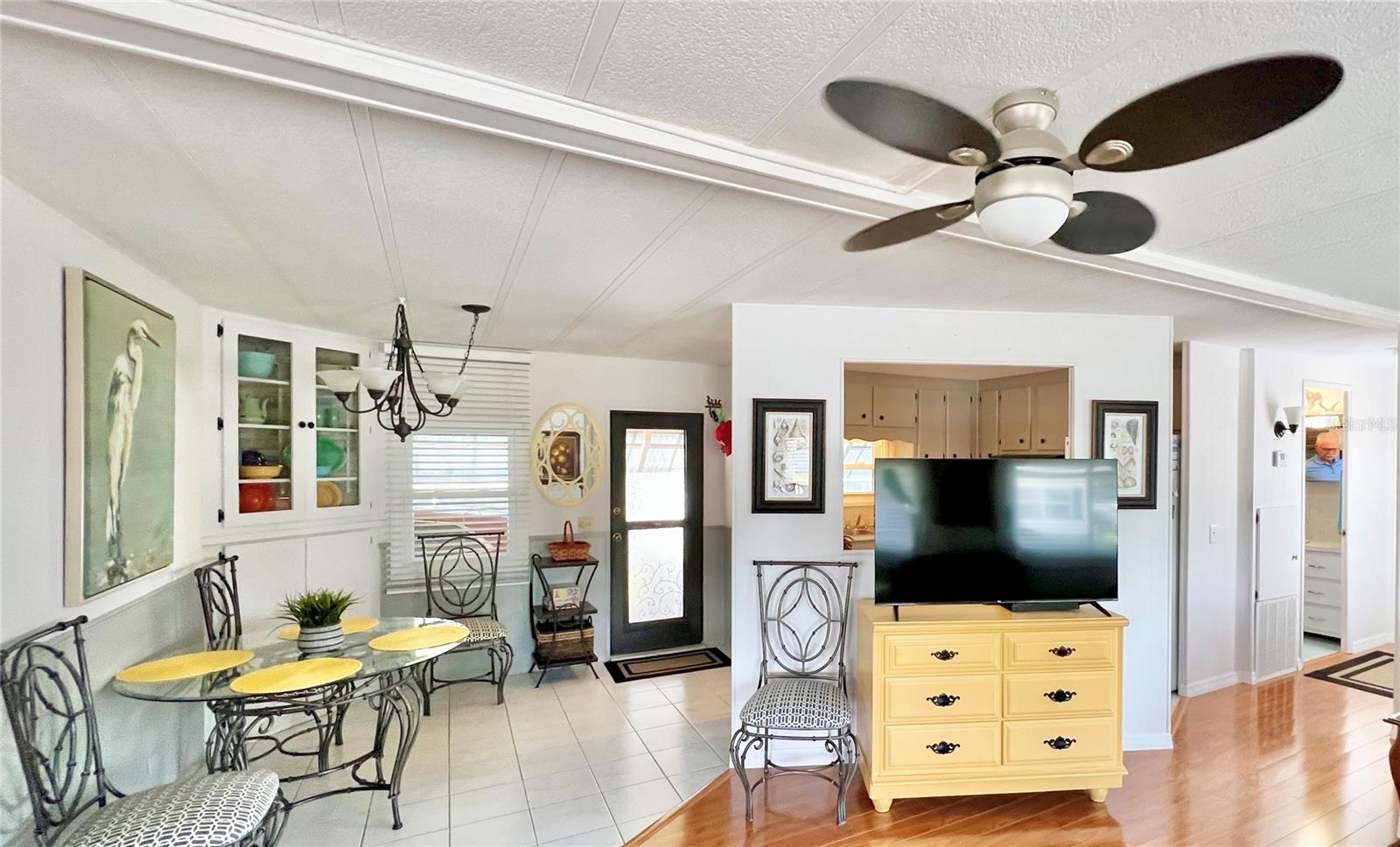 Image 20 of 69 For 1100 Belcher Road S 245