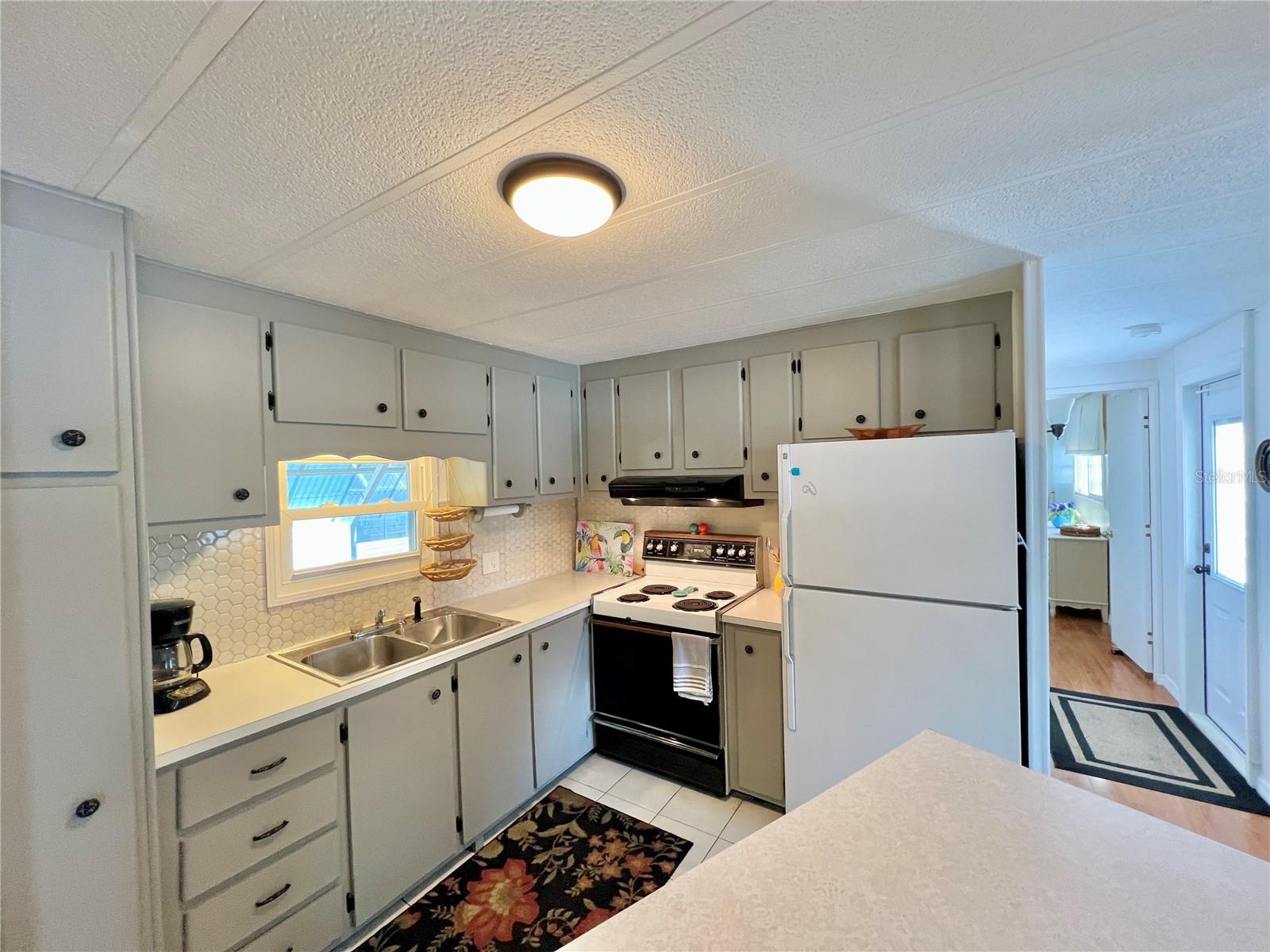 Image 23 of 69 For 1100 Belcher Road S 245