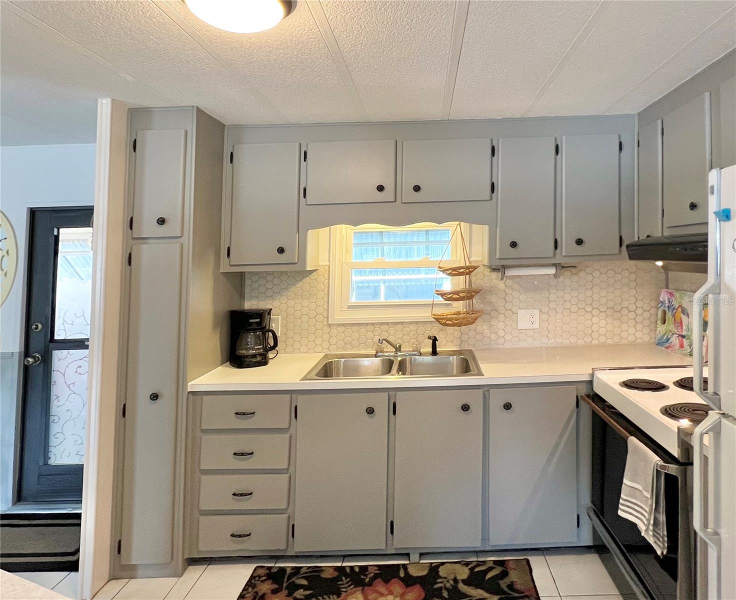 Image 24 of 69 For 1100 Belcher Road S 245