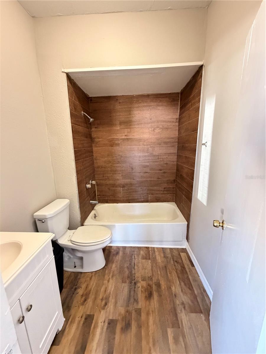 Image 10 of 37 For 1001 1st Street