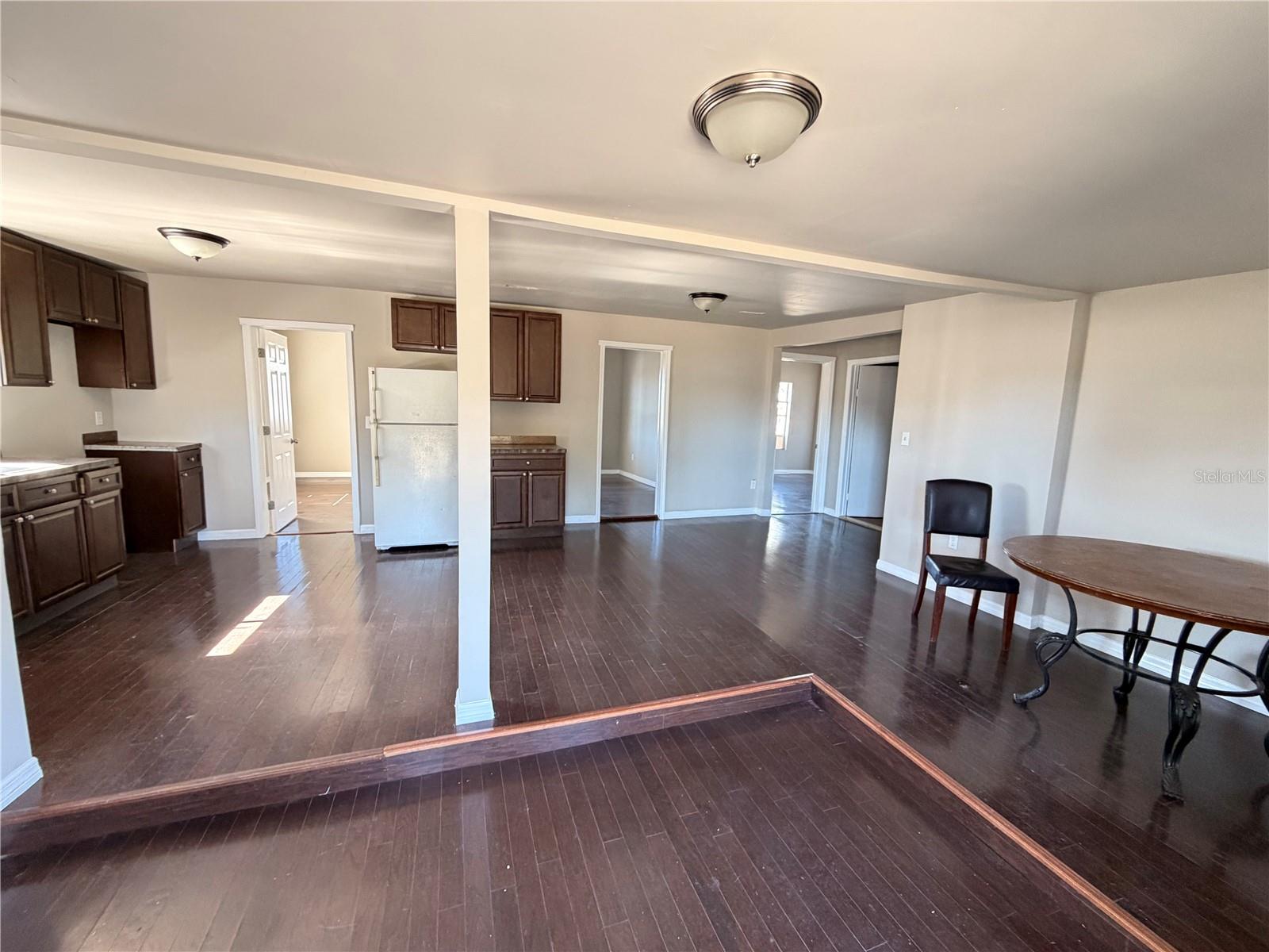 Image 17 of 37 For 1001 1st Street