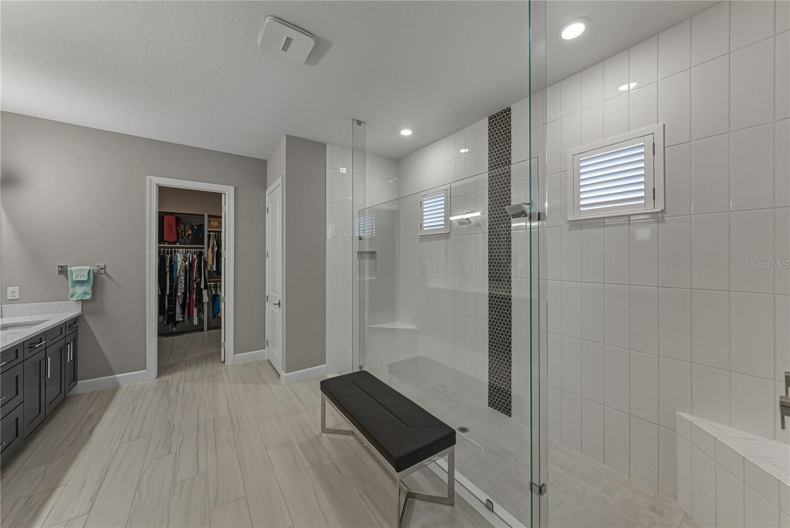 Image 56 of 79 For 4920 Freccia Loop