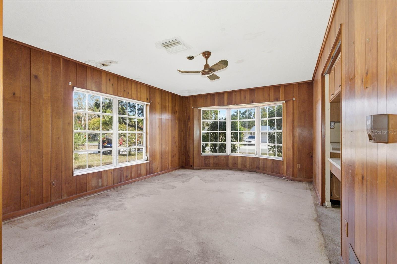 Image 15 of 42 For 2310 Harrison Drive