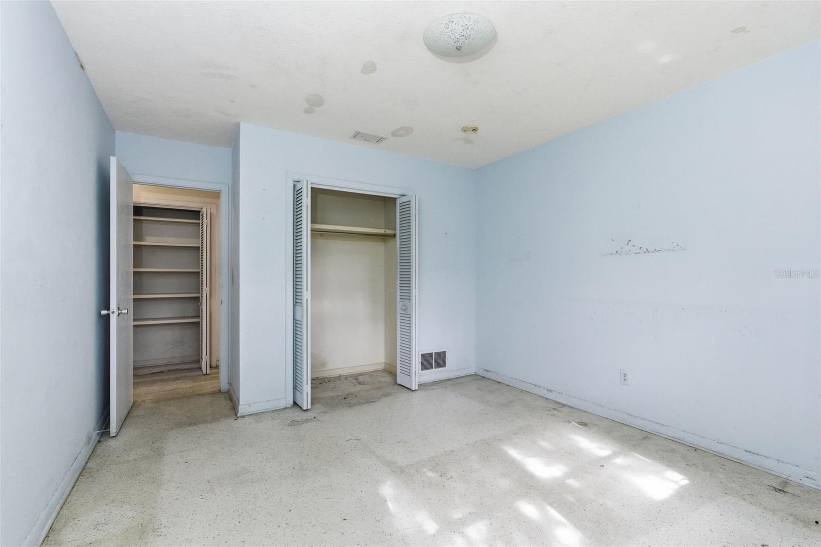 Image 22 of 42 For 2310 Harrison Drive